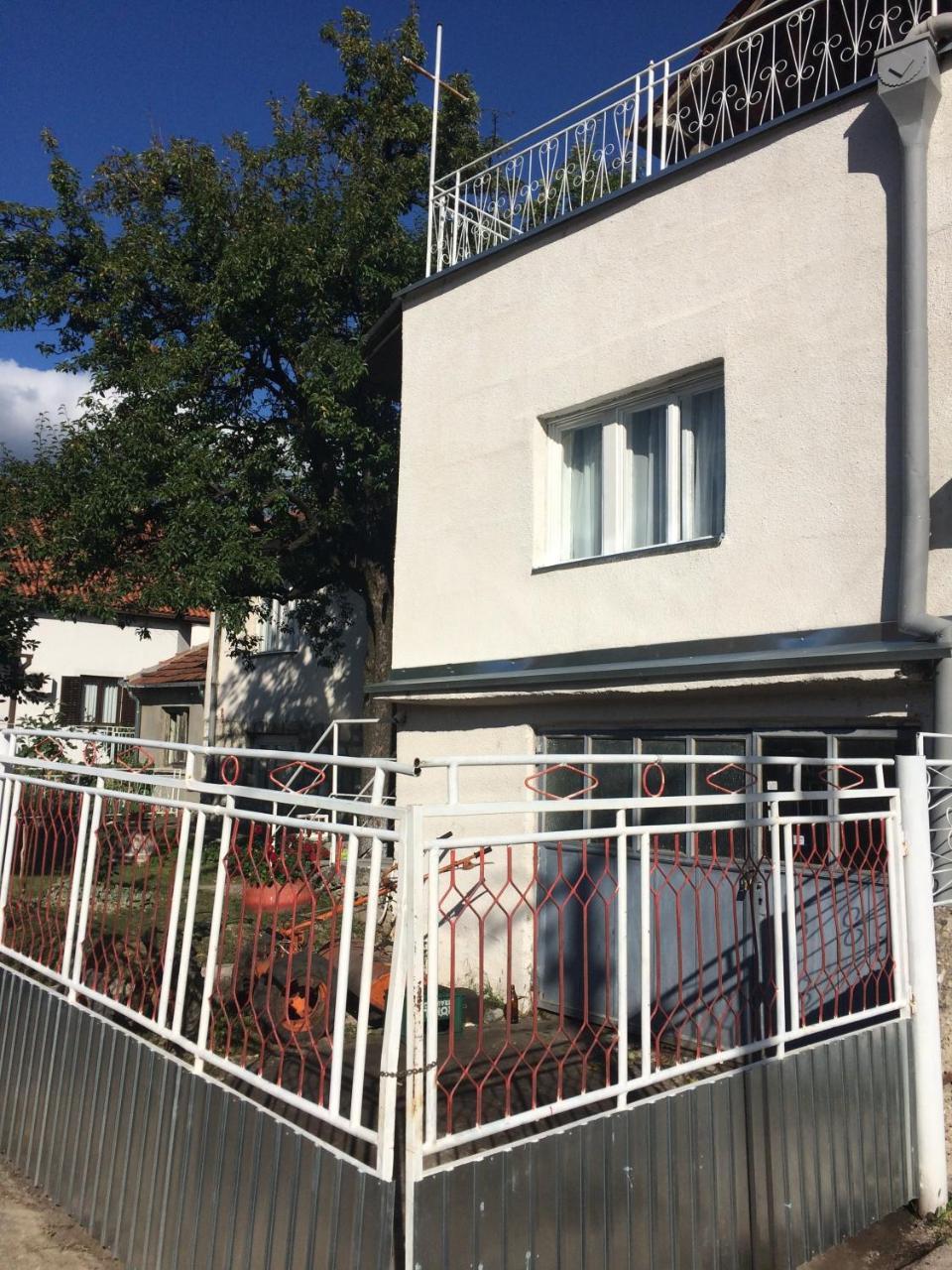Sobe Sanja Hotel Pirot Exterior photo